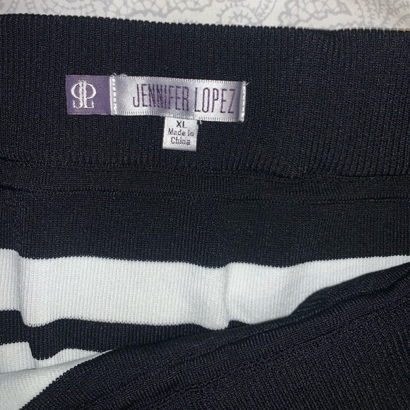 Stretch striped pencil skirt - Picture 4 of 4